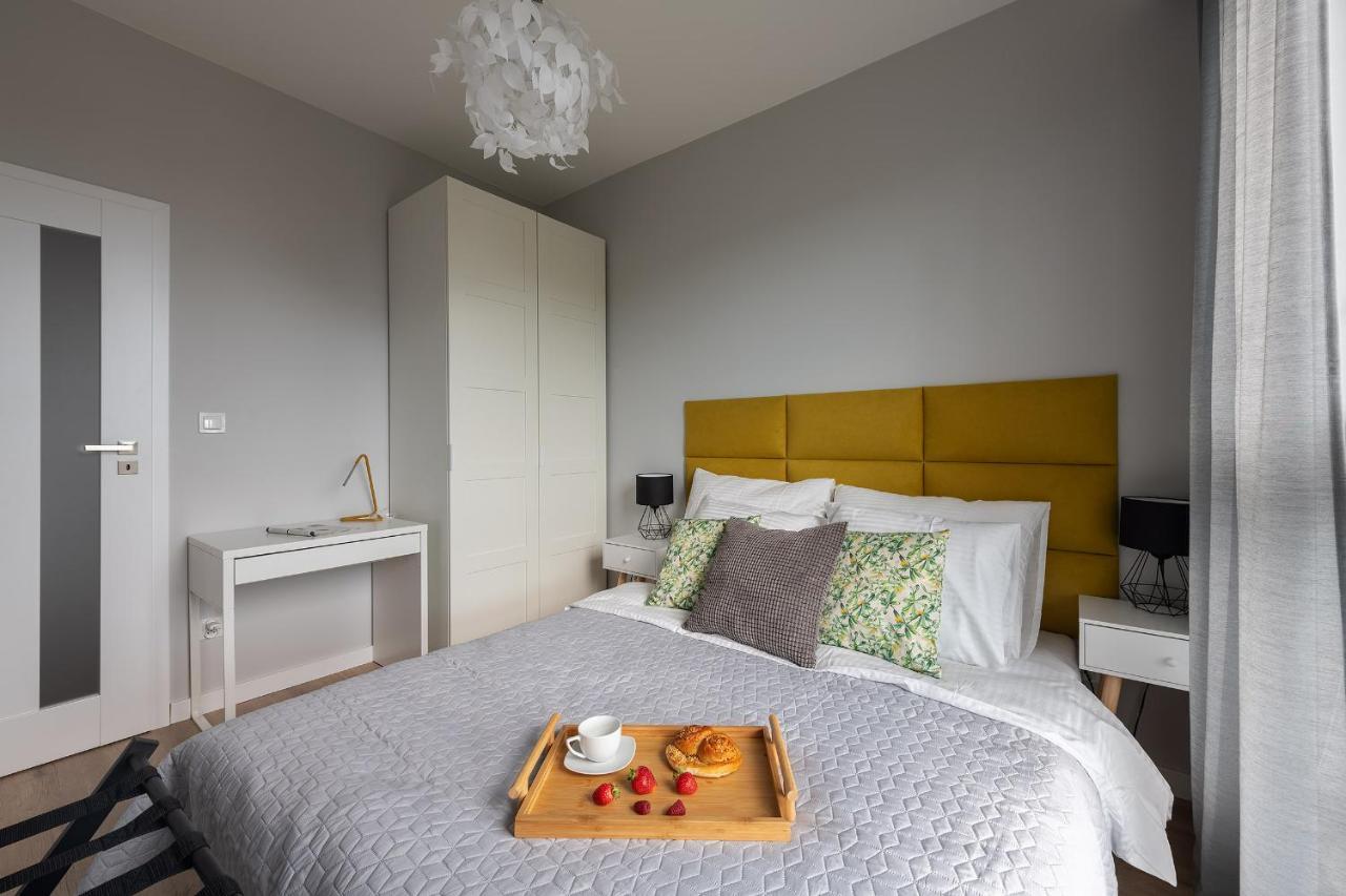 Apartament Airport Okecie Cybernetyki Warszawa